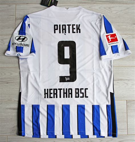 Here you can easy to compare statistics for both teams. Koszulka Piłkarska Hertha Berlin Nike Home 20/21 #9 Piątek ...