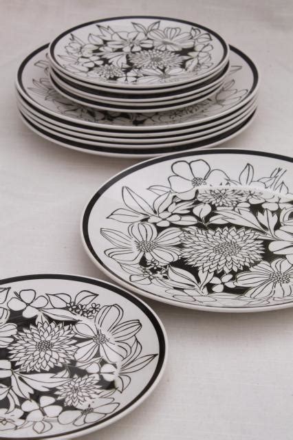 Mikasa Bouquet Mod Vintage Black And White Floral China