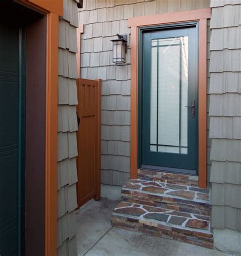 Environmentally friendly composite roofing material. Cedar Shakes | Vinyl Shake Siding | HouseLogic