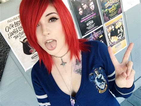 Leda Muir — Outfit Today Is Pretttty Fire 111816 Cute Emo