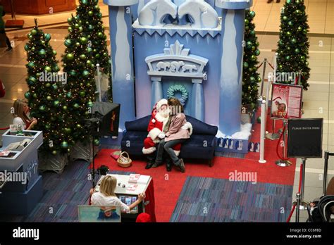 Shopping Mall Santa Claus Stock Photo - Alamy