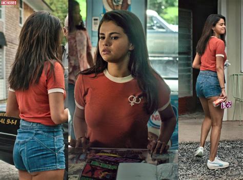 selena gomez nude pics página 1