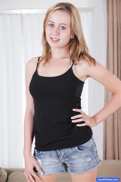 hot 18 year old porn star maelyn myers in short jean shorts 18 year old porn stars
