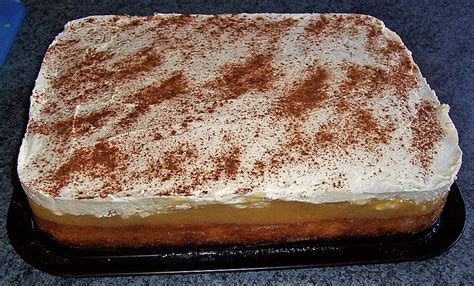 Für ein gelungenes backergebnis muss zunächst die milch erhitzt werden. Apfelmus - Kuchen vom Blech (Rezept mit Bild) von Nordi87 ...