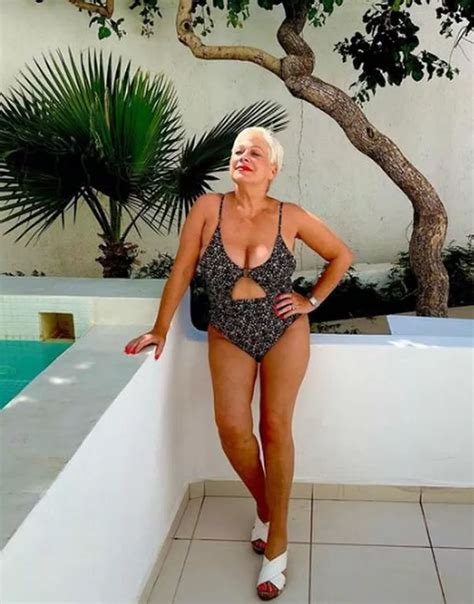 Denise Welch Embraces Curves Lumps Bumps And Saggy Boobs In Stunning Swimsuit Snaps Big