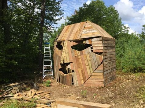 Giant Wooden Head Wooden Pressure Treated Wood Giants