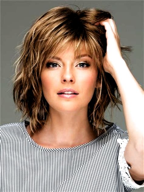 Hairstyles For Over 60 Round Face Medium Length 95 Incredibly