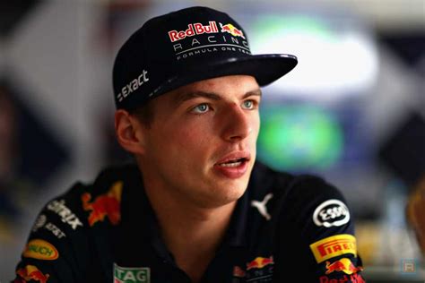 A thrilling opening lap ended abruptly for championship leader max verstappen as he collided with rival lewis hamilton, ending his race and . Max Verstappen: 'Zou graag eens MotoGP willen proberen'