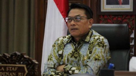 Ingin berbagi informasi kepada bapak berbentuk saran dan kritik yang membangun untuk indonesia silakan follow sosial media saya. KSP Moeldoko: Masih Ada Oknum di Pemerintahan yang Terima ...
