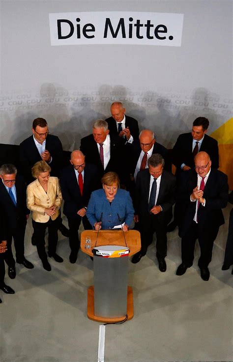 Fire Nye år For Merkel