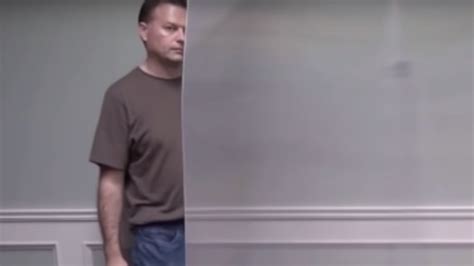 Check Out This Real Life Invisibility Cloak That Makes You Disappear By