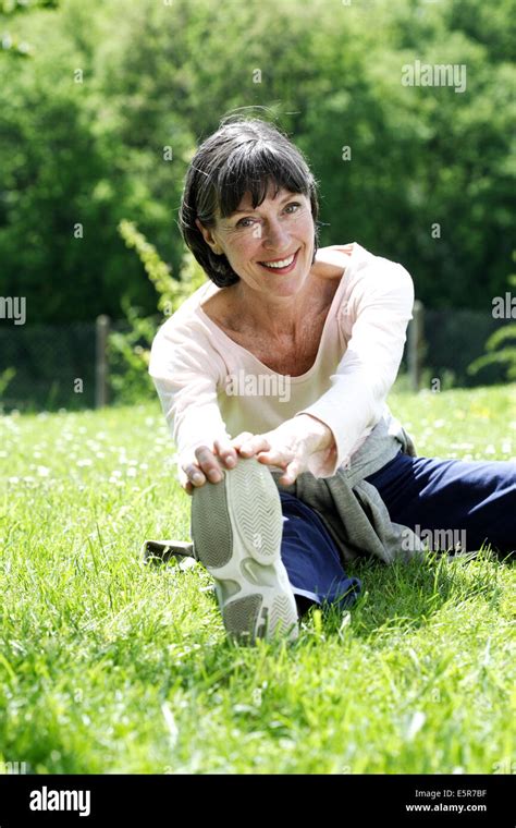 60 Year Old Woman Hi Res Stock Photography And Images Alamy