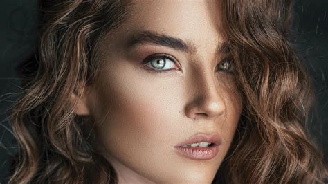 Closeup View Of Grey Eyes Girl Model Face Hd Girls Wallpapers Hd