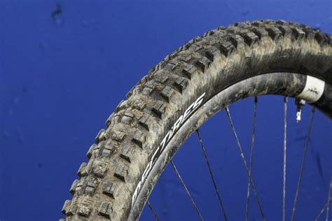 Many bike tires have a range of acceptable inflation pressures. Best mountain bike tyres in 2019 - MBR