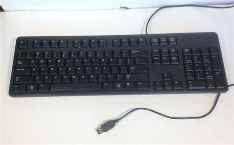 Dell Kb212 B Wired Computer Keyboard Usb Connection Black English Very