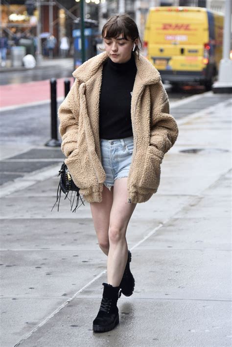 Maisie Williams In Denim Shorts Oout In New York 09102018 Hawtcelebs