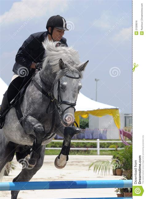 Малайзия добавлен 6 дек 2011. Horse Carnival Selangor Turf Club: Showjumping Editorial ...