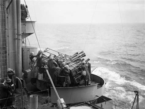 2차 세계대전 당시 영국 해군의 폼폼 대공포 Ww2 British Navy Anti Aircraft Gun Pom Pom