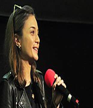 English Tv Actress Damla Sonmez Biography News Photos Videos Nettv U