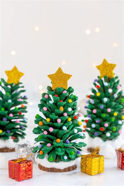 12 Homemade Christmas Tree Ornaments For Kids To Make