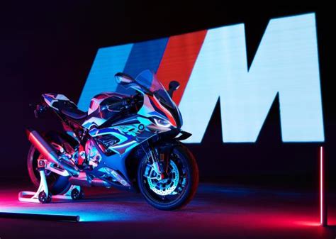 Bmw m 1000 rr official video. İlk BMW M motosikleti BMW M 1100 RR - Otomobil