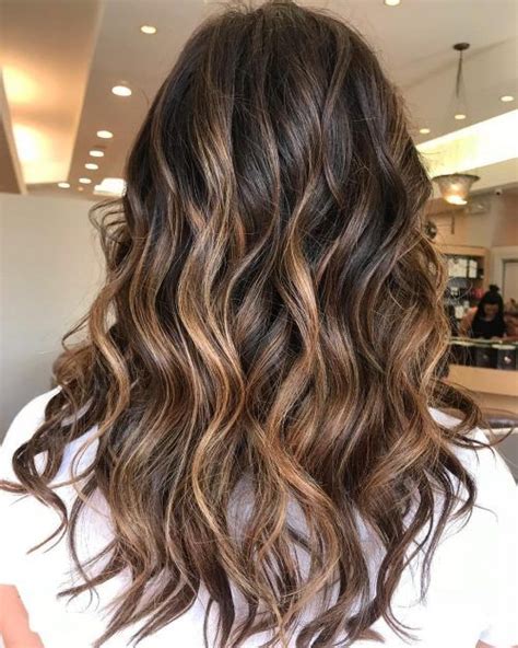 Stunning Examples Of Caramel Balayage Highlights For Brown Hair With Highlights