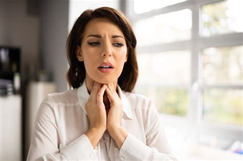 8 Signs Of Throat Cancer Oropharynx