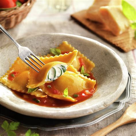 Raviolis Con Tomate Al Or Gano