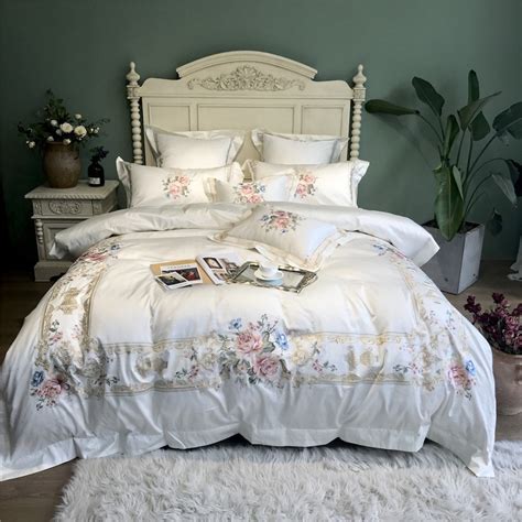 Luxury Embroidered 120s Egyeptian Cotton Royal Bedding Sets Queen King