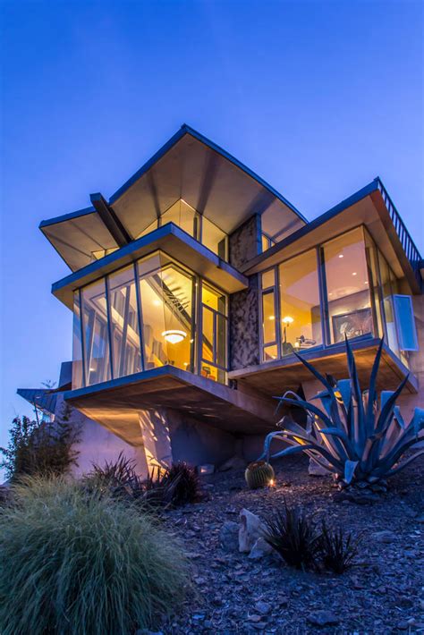 The house provided the canoe and paddleboards, in addition to a full fridge full of drinks (alcohol, water. Gravina Malibu, Malibu, CA - California Beaches