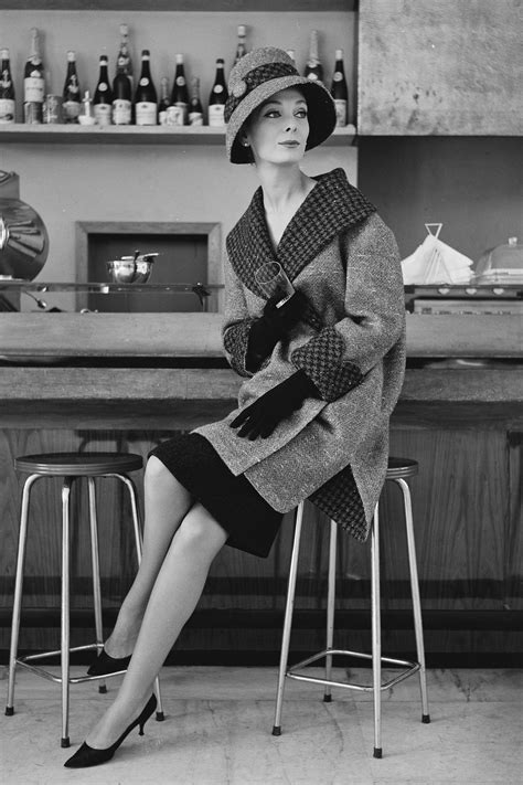 The Best Fashion Photos From The 1950s Retro Fashion Fashion Trend Black Fashion Trend