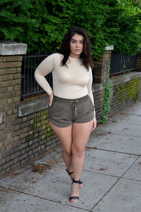 Nadia Aboulhosn I Absolutely Love Her Blog Outfits Curvy Girl Fashion Plus Size
