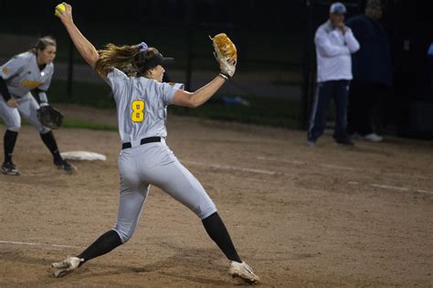 iowa softball prepared for long trip to weekend tournament the daily iowan