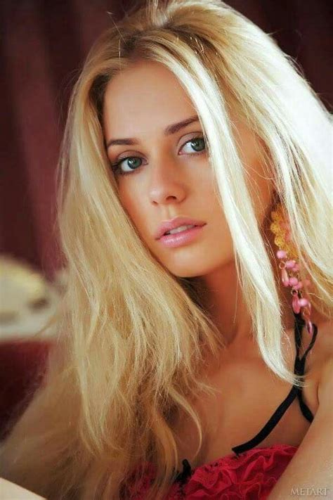 Pin By Fidencio Ledo G On Fb Beautiful Beauty Blonde Beauty Beauty