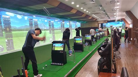 Bravo Range Golf Simulator New Trend