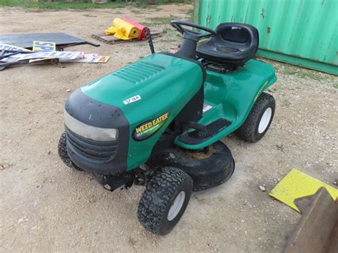 Weed Eater 135hp Riding Mower With 38 Mower Deck Winnipeg Weed Eater