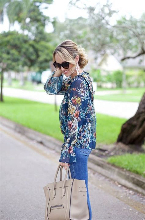 Florals And High Waisted Jeans A Spoonful Of Style Fashion High Waist Jeans A Spoonful