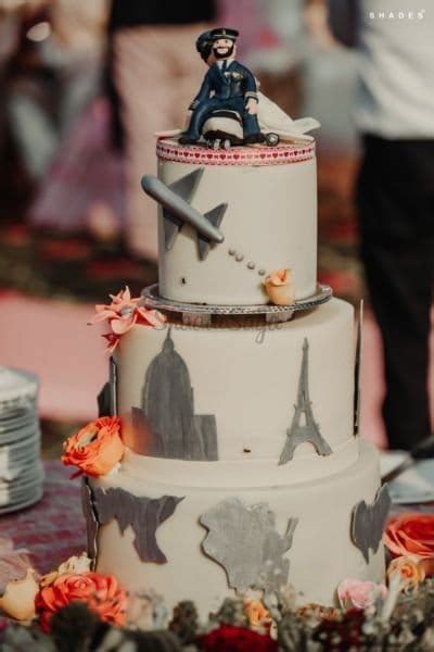 27 photos that ll prove having a fancy wedding cake is a must weddingbazaar