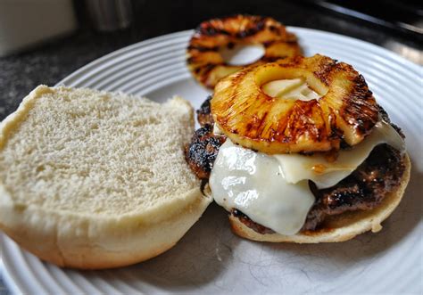 Recipe Review Hawaiian Burger From Emeals The Food Hussy