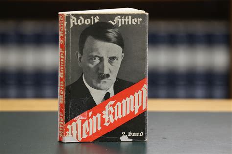 Nejoblíbenější kniha? Italští studenti vybrali Hitlerův „Mein Kampf