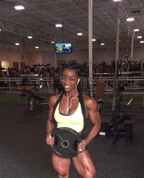 Pin By C64 On Ashley Soto In 2020 Muscular Women Body Building Women
