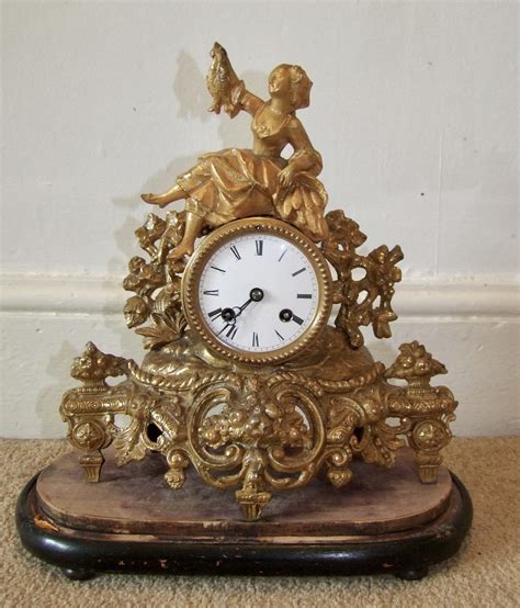 Pretty 19th Century French Mantle Clock In Gilded Metal 495072