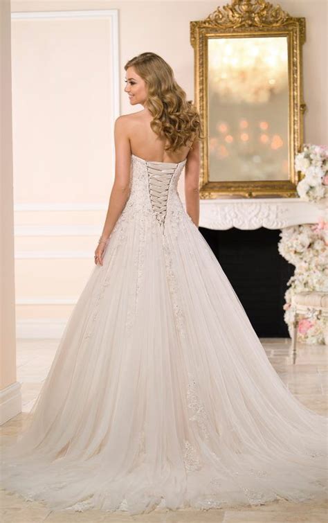 6026 Elegant A Line Bridal Gown Wedding Dresses By Stella York A Line