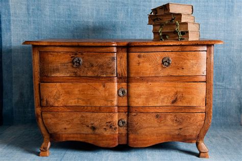 Identifying Chippendale Style Antique Furniture