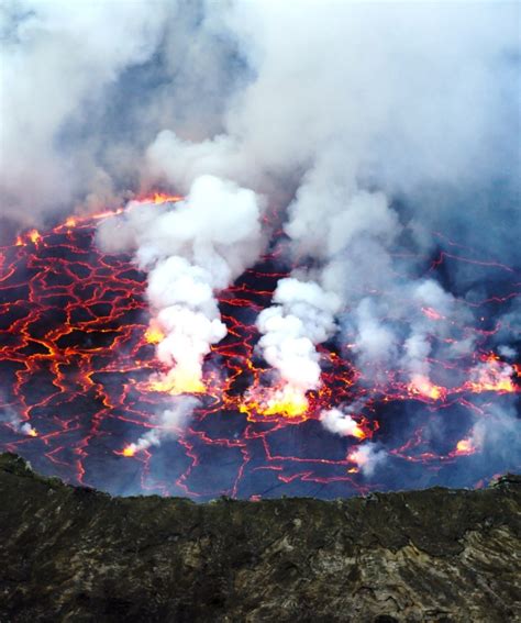 Nyiragongo volcano is one eight volcanoes in the virunga range, african rift valley. 6 Days Nyiragongo Volcano and Lake Kivu - Pinnacle Africa