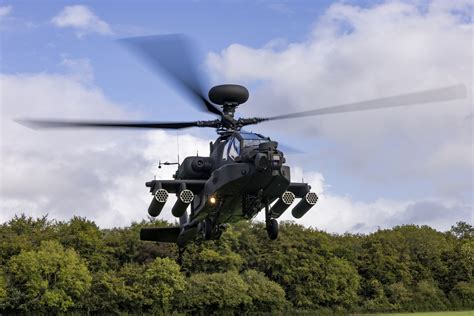 Armys New Apache Helicopter Passes Battlefield Test The British Army