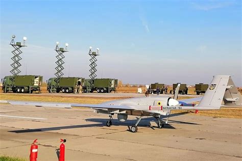 Misterija rata u Ukrajini Zašto su turski dronovi toliko efikasni na