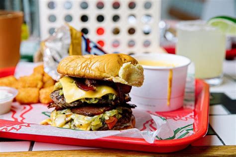 Best Burgers In Nashville All The Essential Spots To Try Now Thrillist