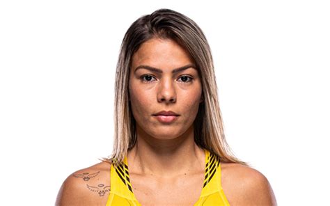 Luana Santos UFC