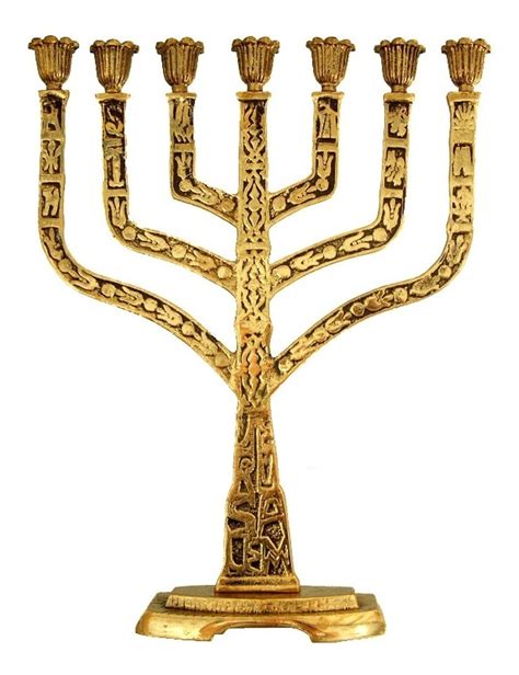 Close up view of jewish menorah with candles for hannukah holiday celebration on wooden surface on black backdrop, hannukah concept. Castiçal Menorah De Israel Candelabro Judaico + Brinde - R ...